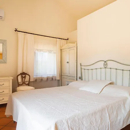 North Sardinia Retreats Stazzo Liccia Barria - Con Piscina Арцакена