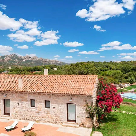 North Sardinia Retreats Stazzo Liccia Barria - Con Piscina * Арцакена