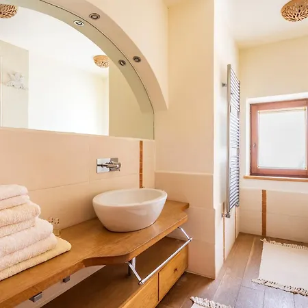 North Sardinia Retreats Stazzo Liccia Barria - Con Piscina בית נופש ארזח'ינה